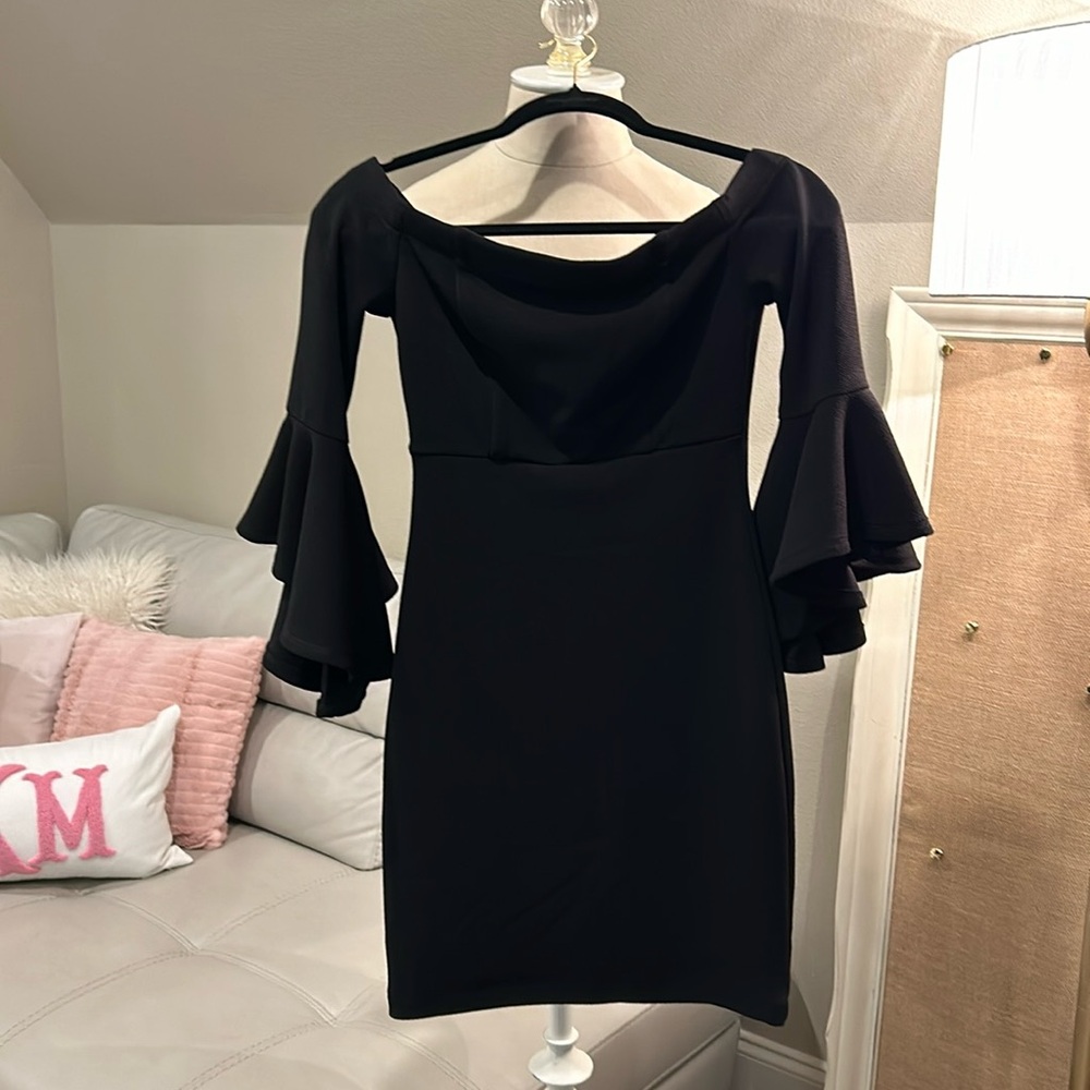Black dress -long sleeves, off the shoulder
